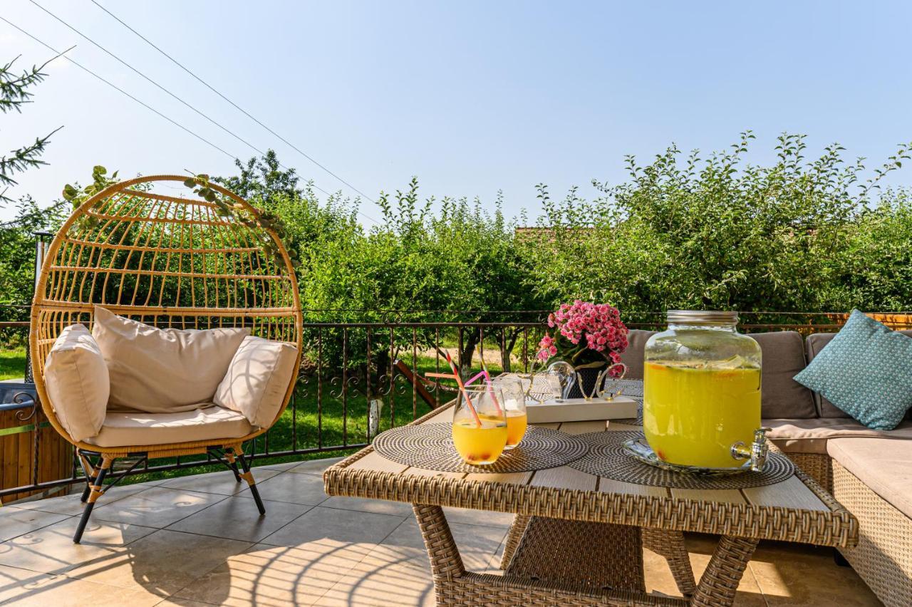 Orchard Villa Braşov Exteriör bild