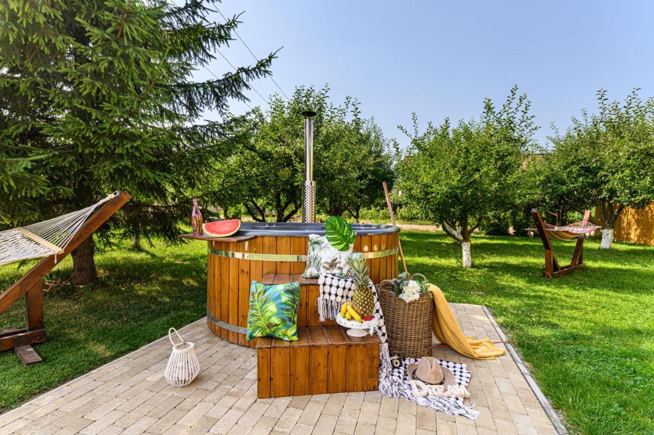 Orchard Villa Braşov Exteriör bild
