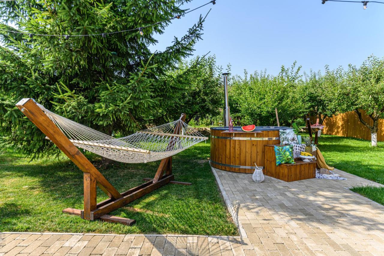 Orchard Villa Braşov Exteriör bild