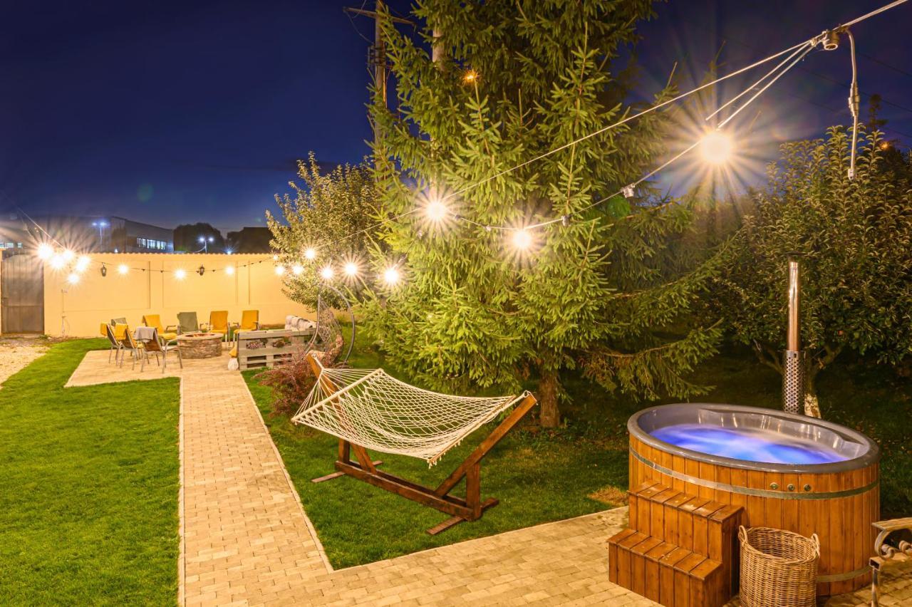 Orchard Villa Braşov Exteriör bild