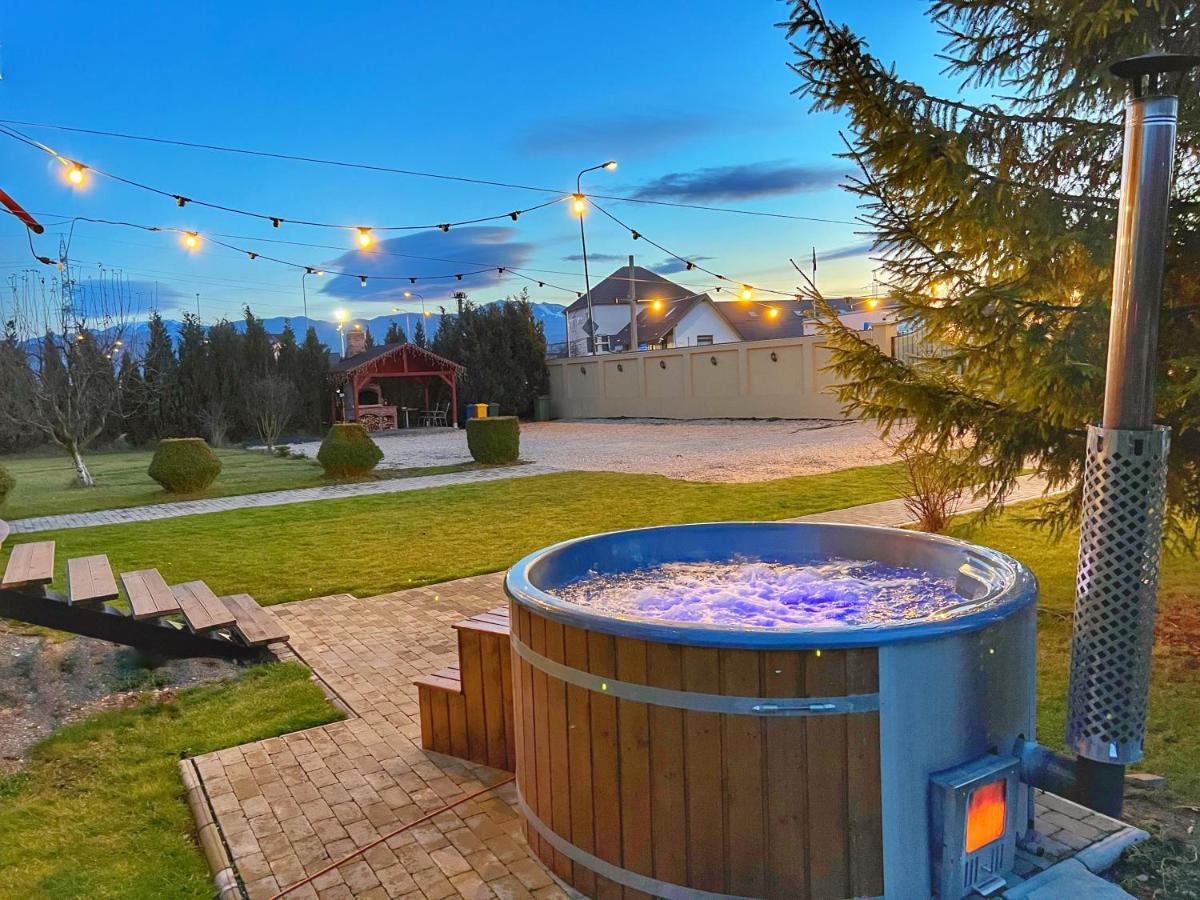 Orchard Villa Braşov Exteriör bild