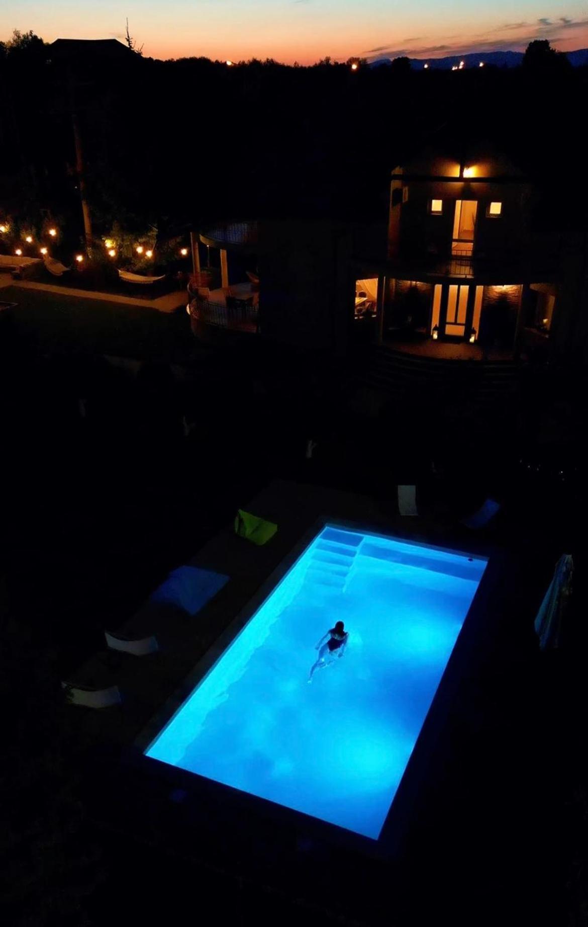 Orchard Villa Braşov Exteriör bild