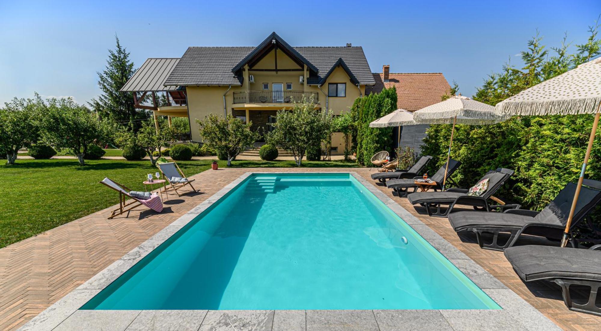 Orchard Villa Braşov Exteriör bild